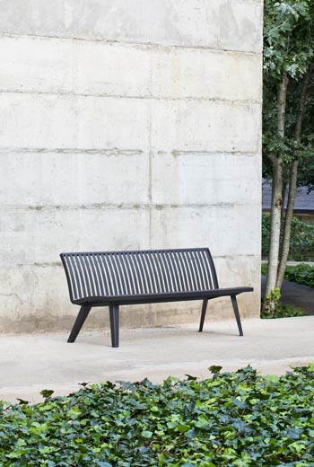 Area - Banc à dossier - Montréal