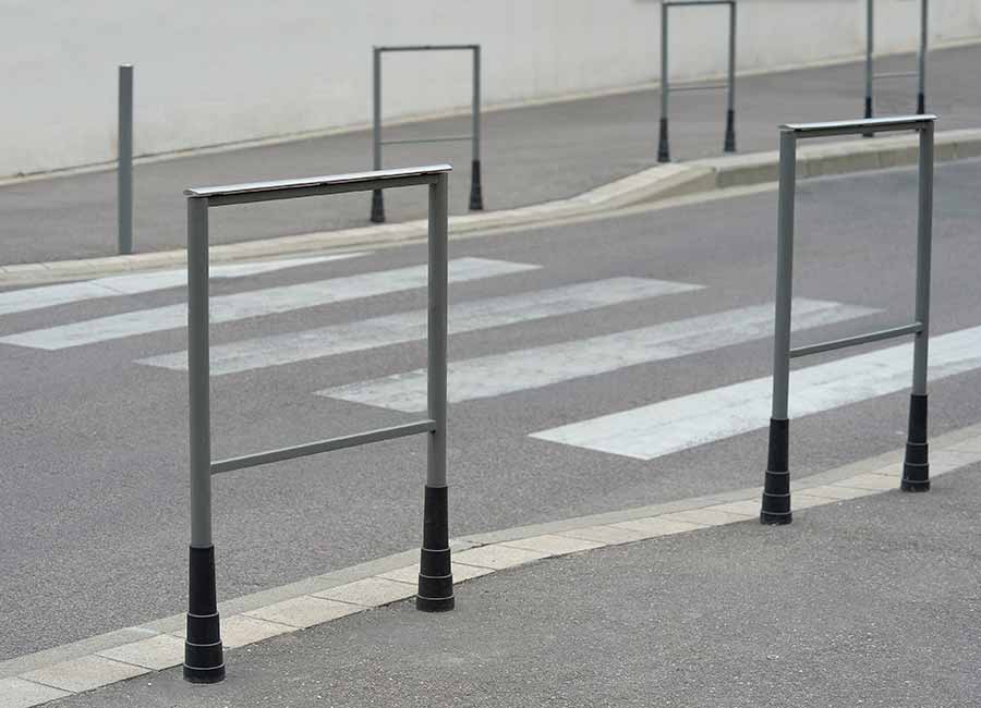 Barrière METROPOLIS conçu et fabriqué par Aréa mobilier urbain