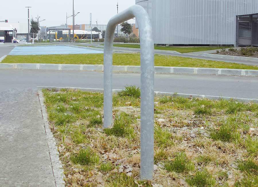 Arceau UNIVERS conçu et fabriqué par Aréa mobilier urbain