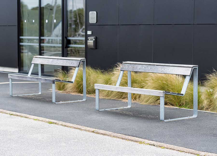 Banc ATLANTIQUE BOIS conçu et fabriqué par Aréa mobilier urbain