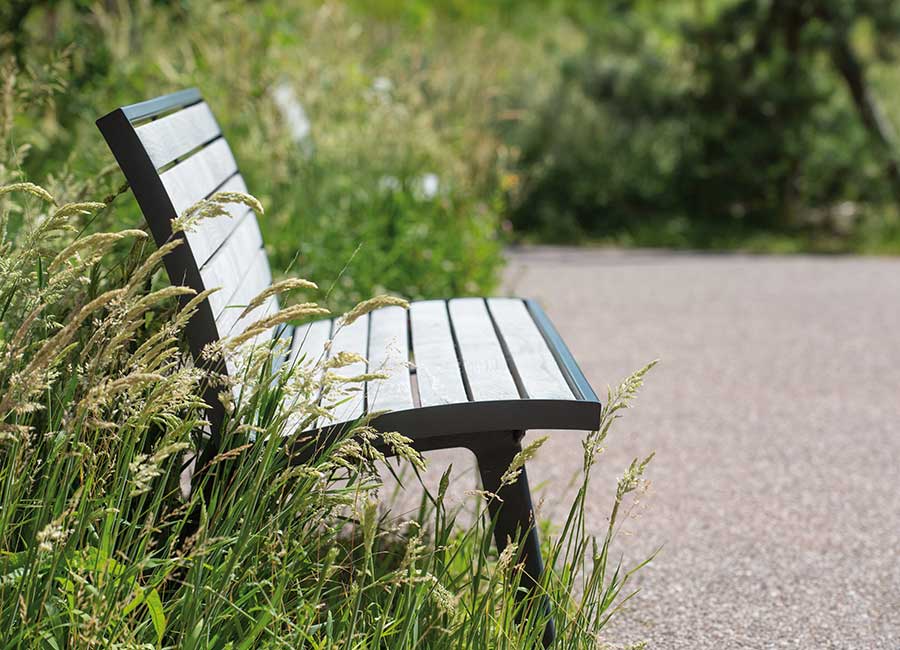 Banc MONTREAL BOIS conçu et fabriqué par Aréa mobilier urbain