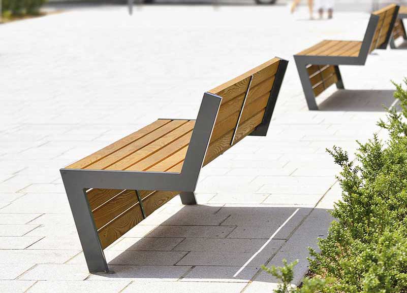 Banc MONTGENEVRE BOIS conçu et fabriqué par Aréa mobilier urbain