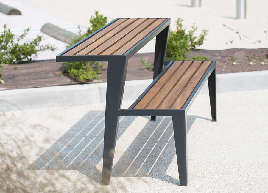 Table-banc CHICAGO BOIS conçu et fabriqué par Aréa mobilier urbain