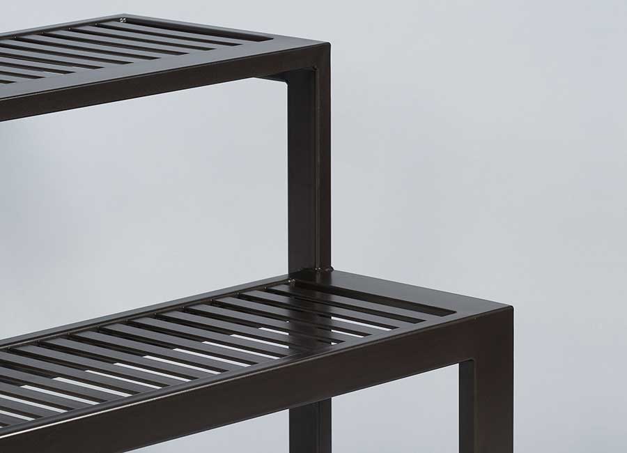 Table-banc SOFIA conçu et fabriqué par Aréa mobilier urbain