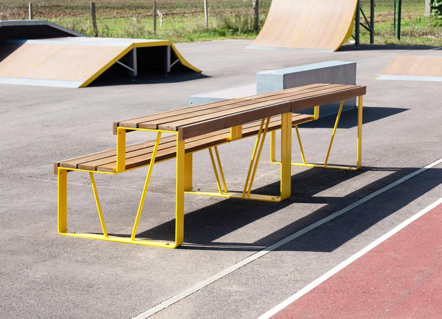 Gradin ATLANTIQUE BOIS conçu et fabriqué par Aréa mobilier urbain