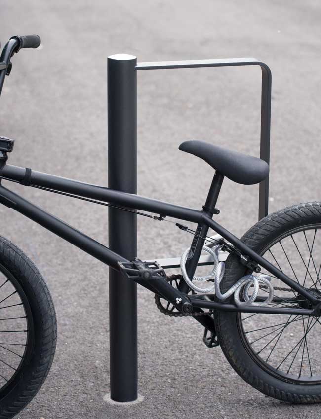 Système de mobilier urbain Zénith pour assurer la protection des piétons et favoriser l'usage du vélo